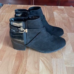 Karen Scott booties